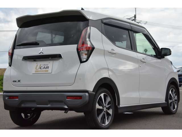 Mitsubishi eK X 9