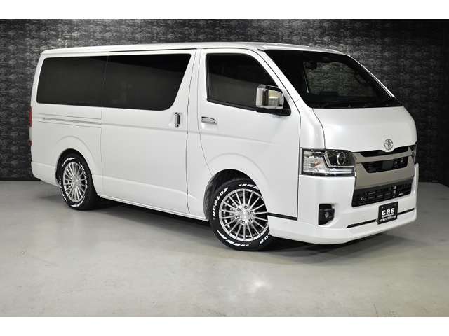 Toyota Hiace Van 8
