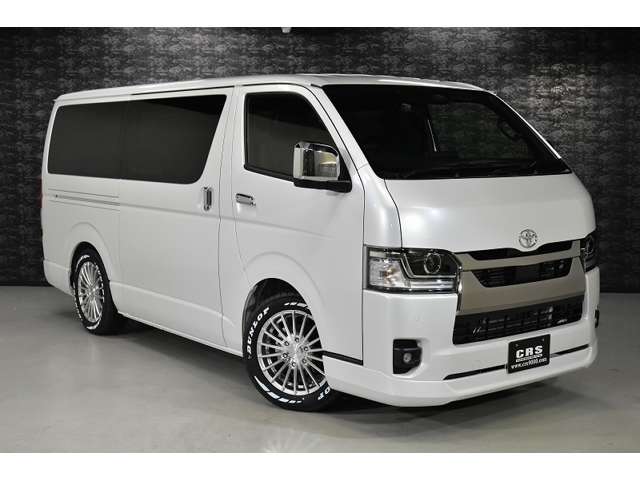 Toyota Hiace Van 9