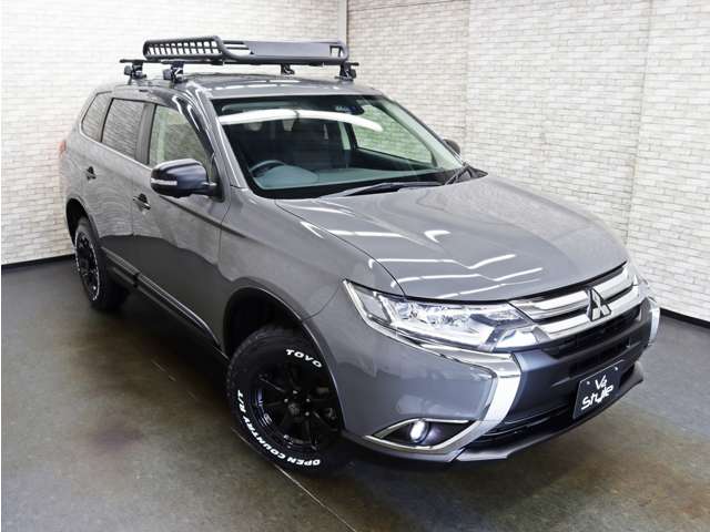 Mitsubishi Outlander 2