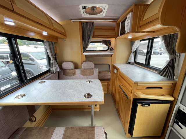 Toyota Light Ace Truck 7