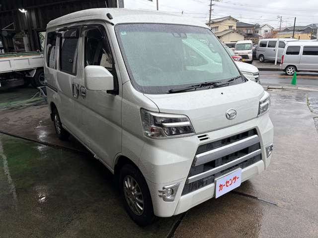 Daihatsu Hijet Cargo 5