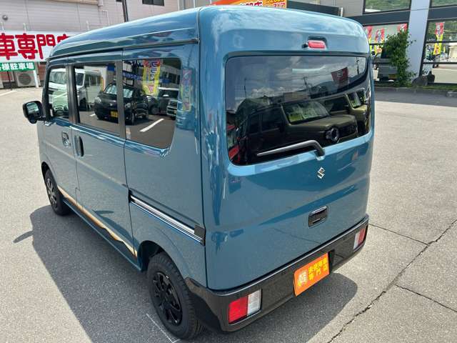 Suzuki Every 9