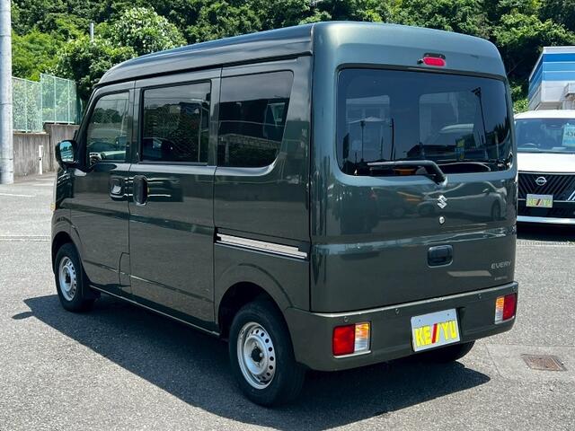 Suzuki Every 9