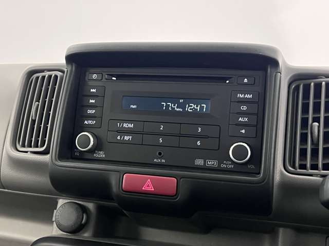 Nissan NV100 Clipper 6