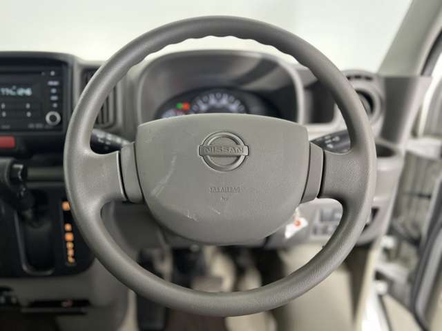 Nissan NV100 Clipper 9
