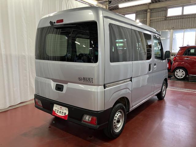 Daihatsu Hijet Cargo 5