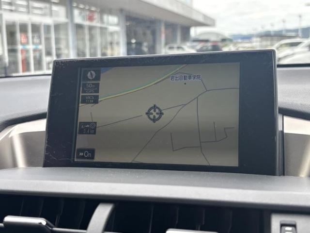 Lexus NX 4