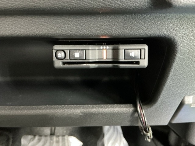 Mitsubishi eK X 12