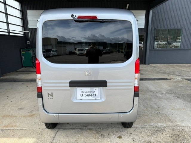 Honda N-VAN 8