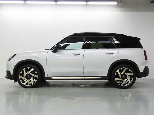 MINI Countryman 7