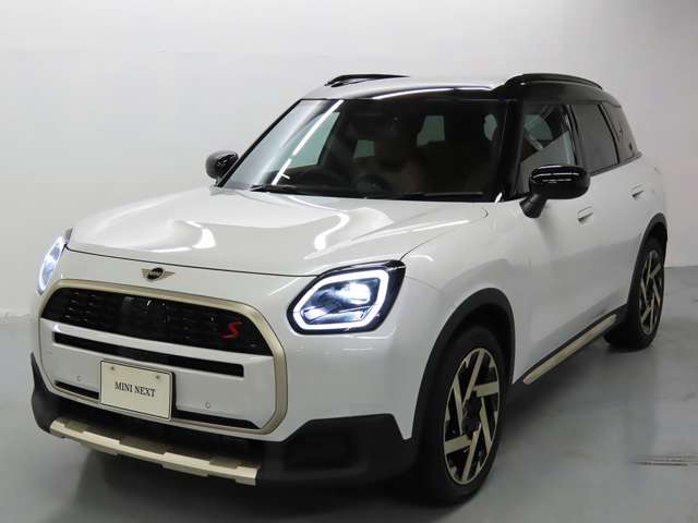 MINI Countryman 9