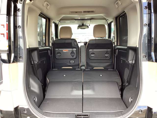 Mitsubishi Delica Mini 12