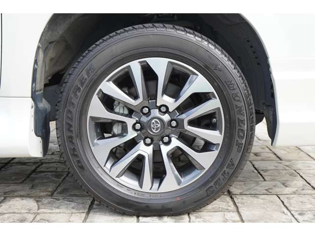 Toyota Land Cruiser Prado 8