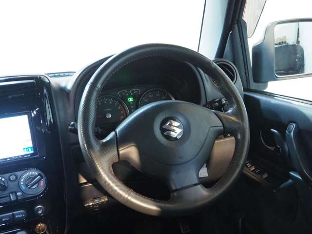 Suzuki Jimny 6