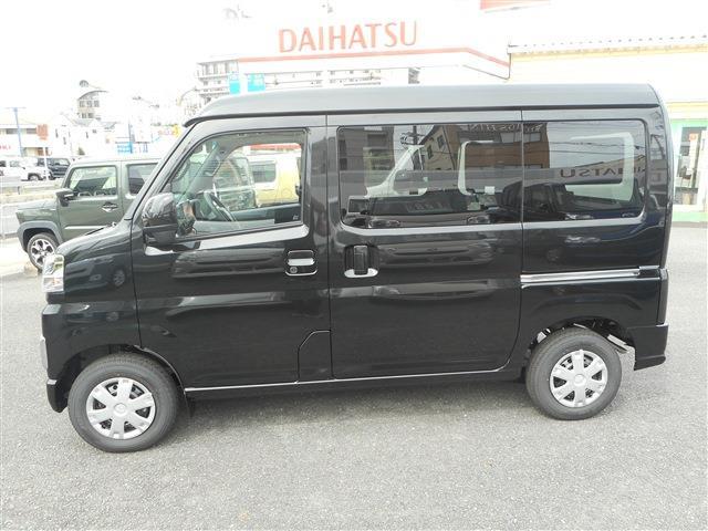 Daihatsu Hijet Cargo 12