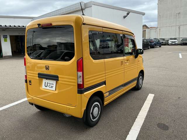 Honda N-VAN 8
