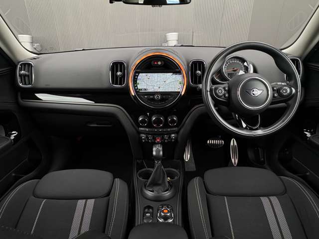 MINI Crossover 5