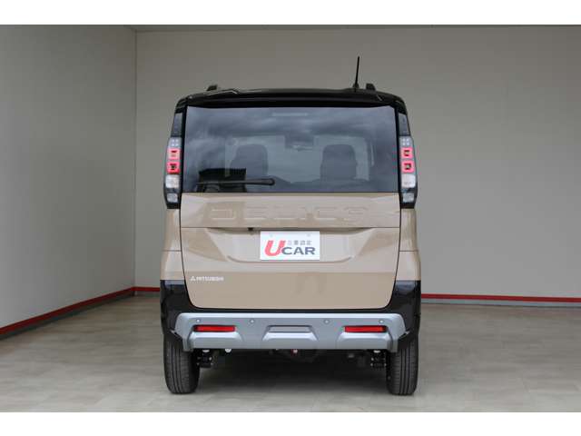 Mitsubishi Delica Mini 7
