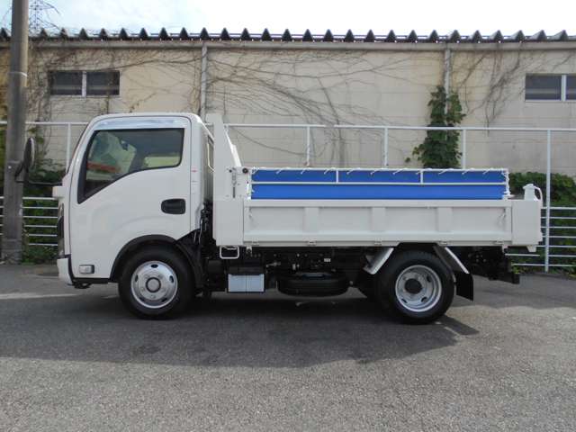 Isuzu Elf 4