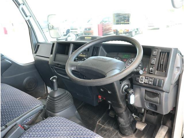 Isuzu Elf 4