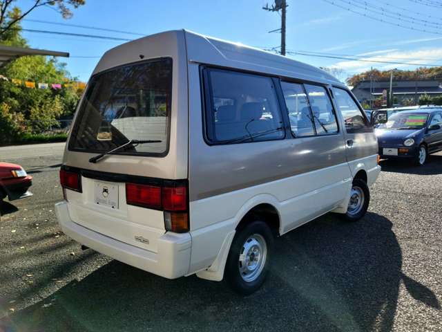 Nissan Vanette 2