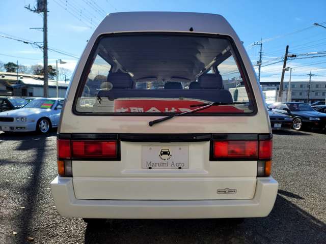 Nissan Vanette 6