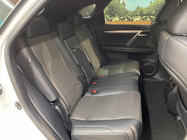 Lexus RX 9