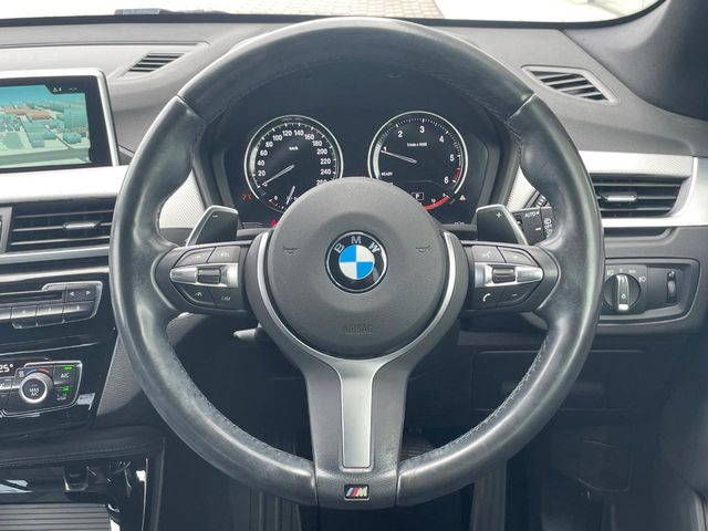 BMW X1 12