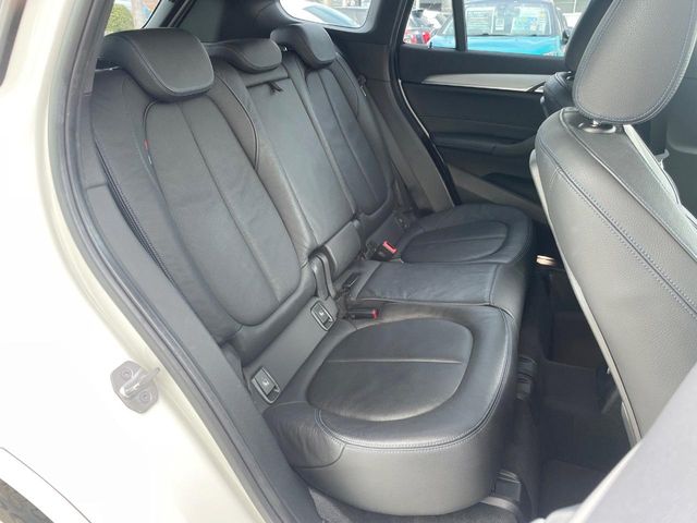 BMW X1 10