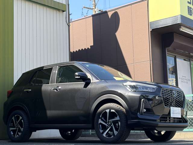 Daihatsu Rocky 12
