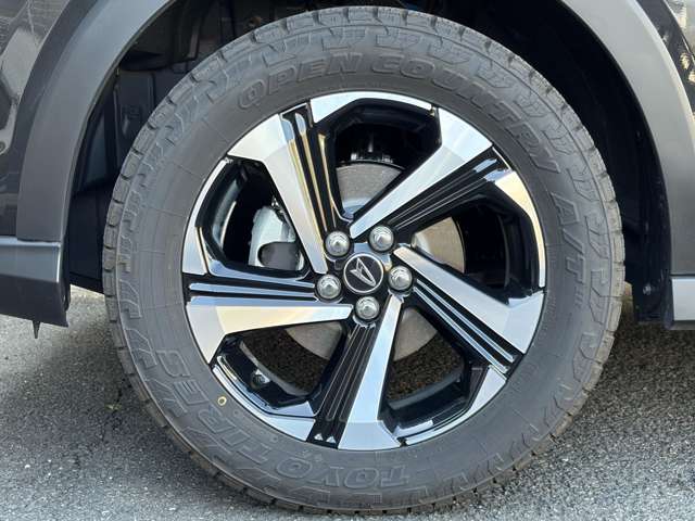 Daihatsu Rocky 4