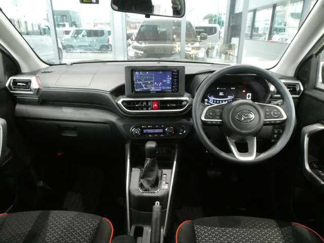 Daihatsu Rocky 4