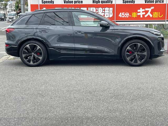 Audi Q6 e-tron 6