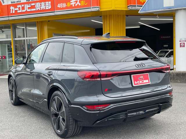 Audi Q6 e-tron 7