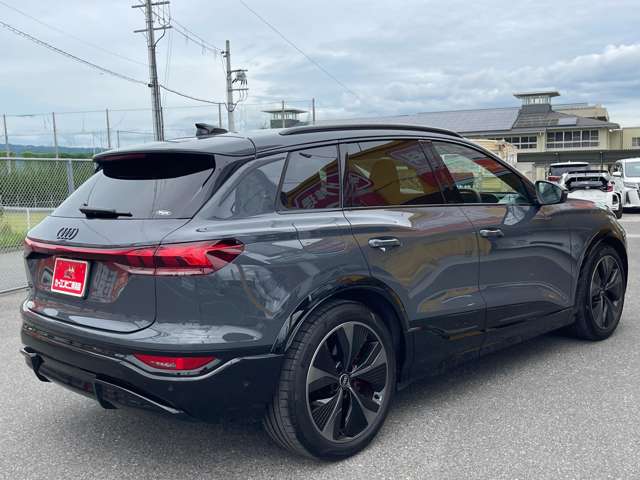 Audi Q6 e-tron 9