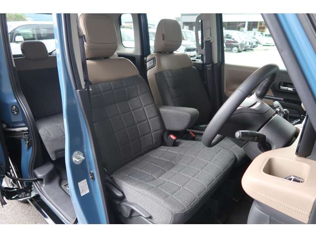 Mitsubishi Delica Mini 8