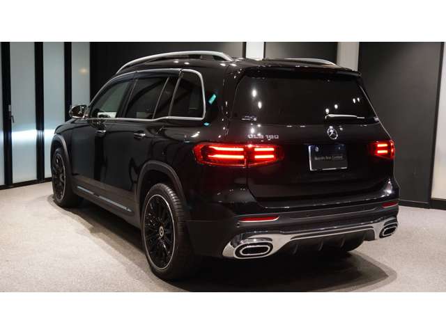 Mercedes-Benz GLB 8
