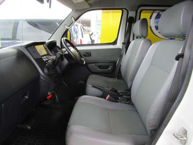 Toyota Town Ace Van 7
