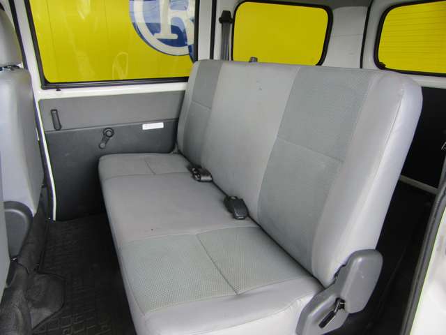 Toyota Town Ace Van 8