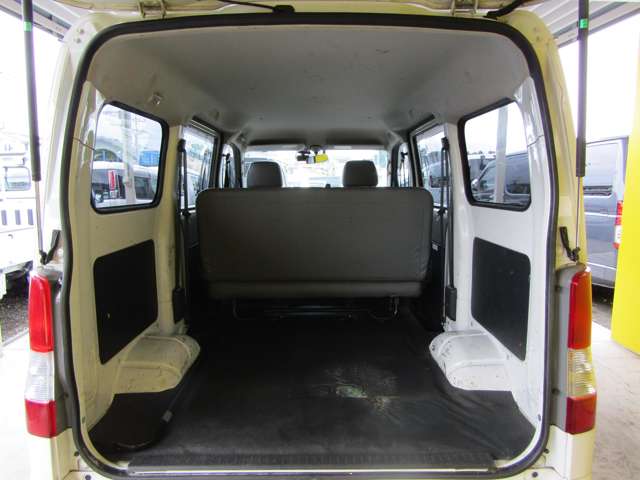 Toyota Town Ace Van 9