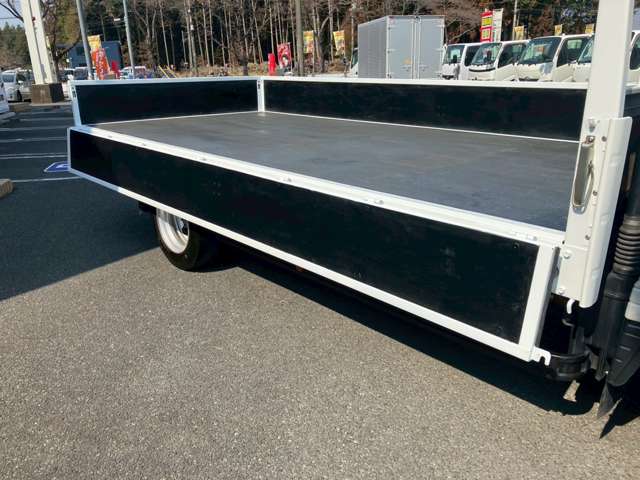Mitsubishi Fuso Canter 12