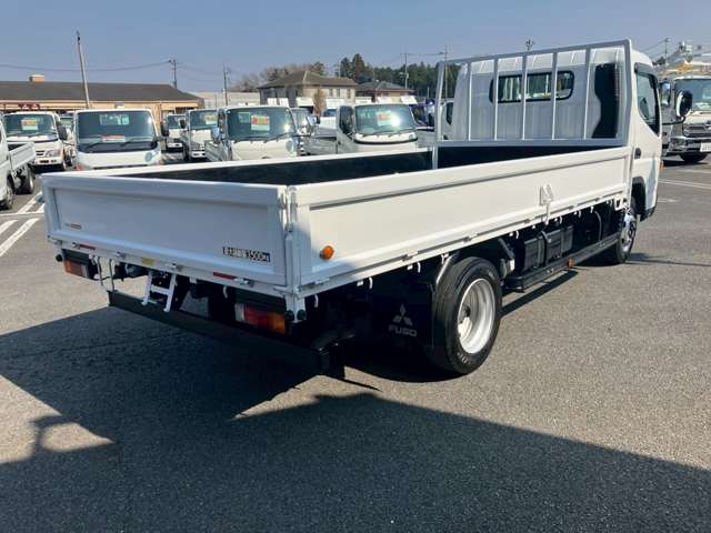 Mitsubishi Fuso Canter 5