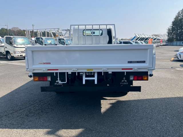 Mitsubishi Fuso Canter 6