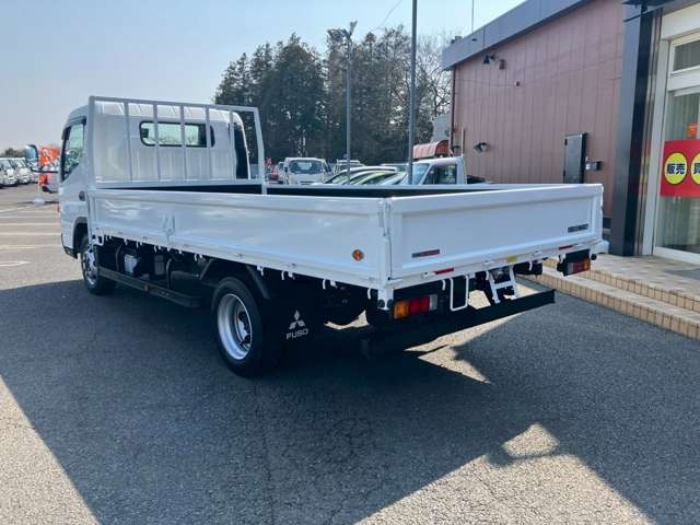 Mitsubishi Fuso Canter 7