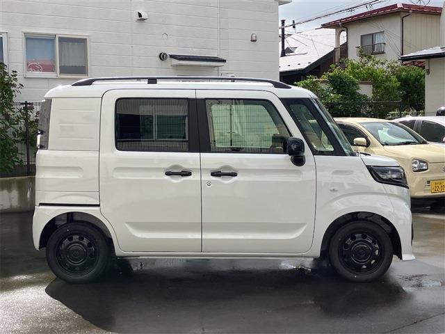 Suzuki Spacia Base 6