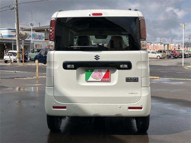 Suzuki Spacia Base 8