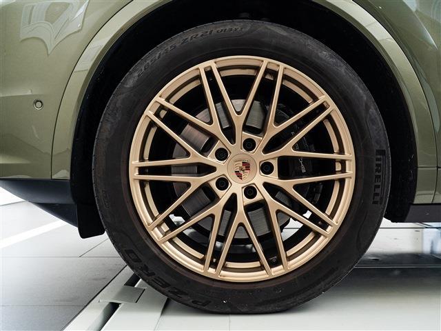 Porsche Cayenne 11