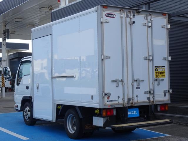Isuzu Elf 8