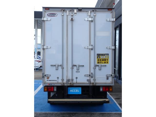 Isuzu Elf 9